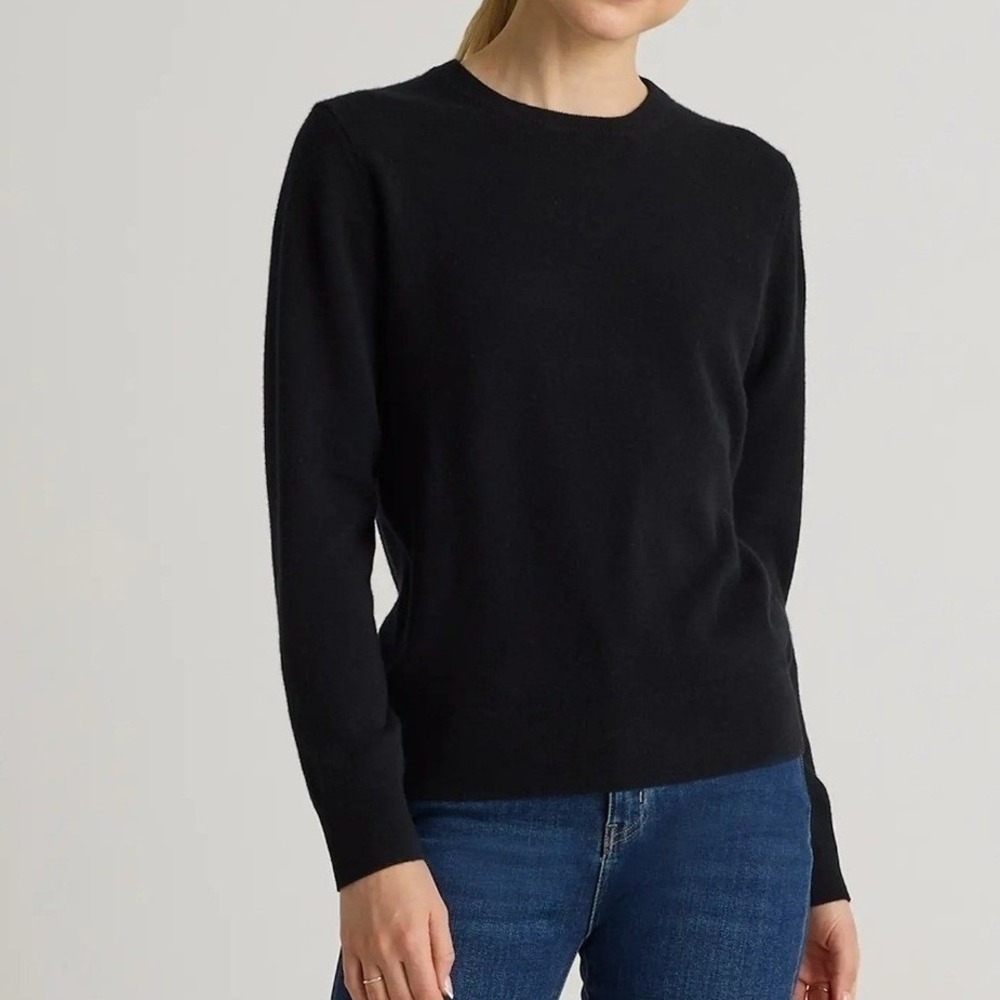Quince Womens L NWOT Mongolian Cashmere Crewneck Sweater Black Quiet Luxury Chic
